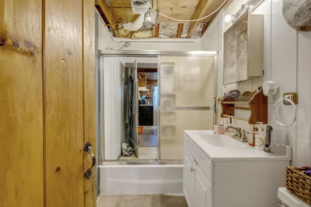 146 Hemingway Road Norway ME 04268
