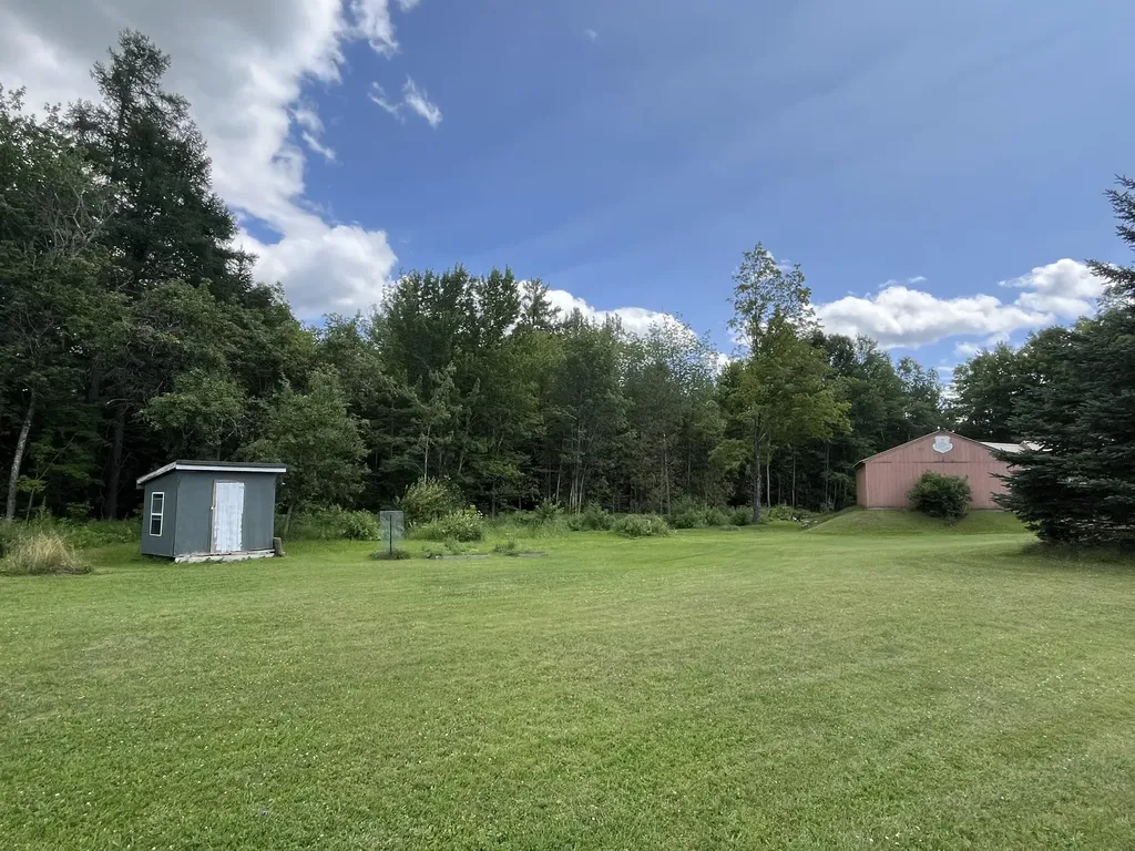 423 Beans Corner Road Hartland ME 04943