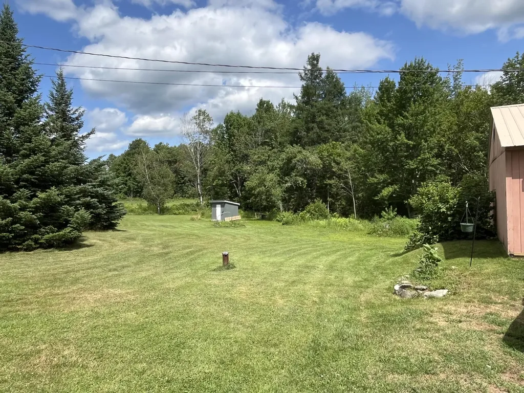 423 Beans Corner Road Hartland ME 04943