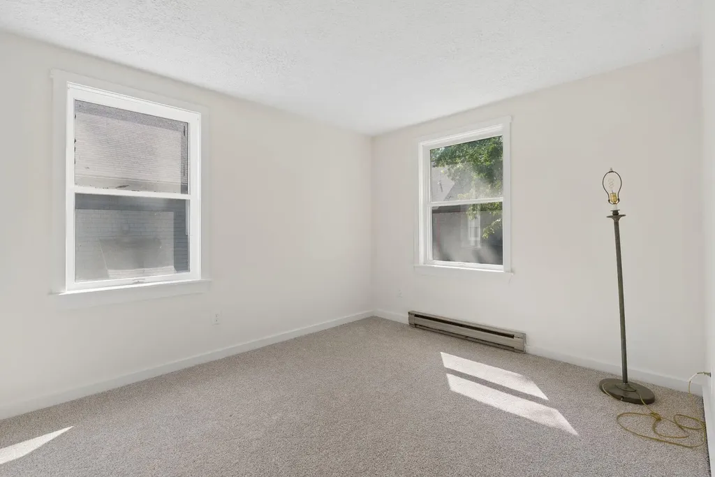 38 Munroe Lane Topsham ME 04086