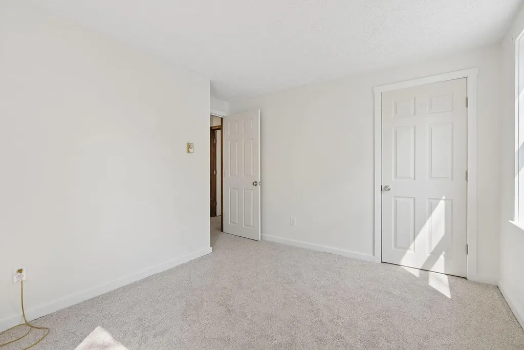 38 Munroe Lane Topsham ME 04086