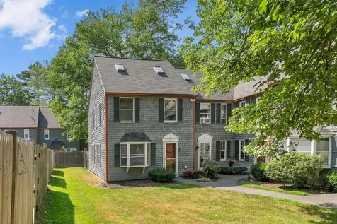 38 Munroe Lane Topsham ME 04086