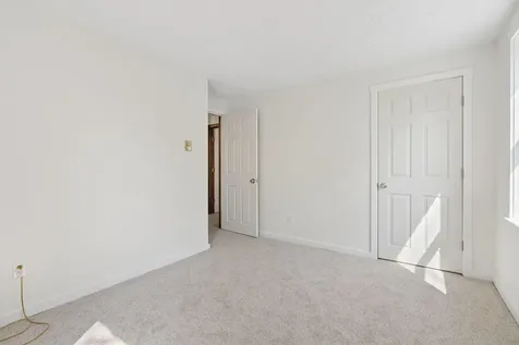 38 Munroe Lane Topsham ME 04086