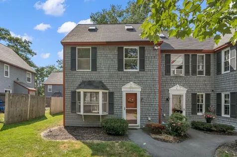 38 Munroe Lane Topsham ME 04086