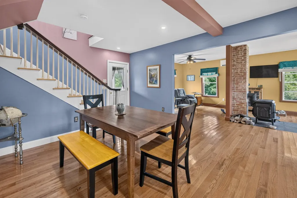 613 Main Street Monmouth ME 04259