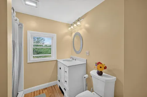 613 Main Street Monmouth ME 04259