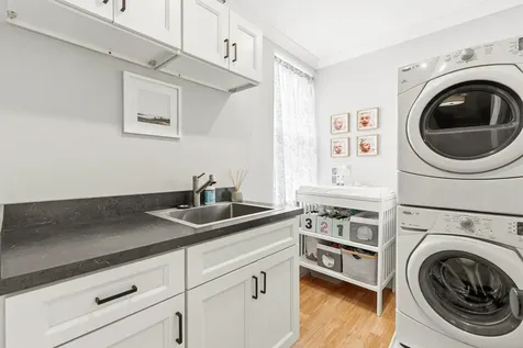 164 Pearl Street Portland ME 04101