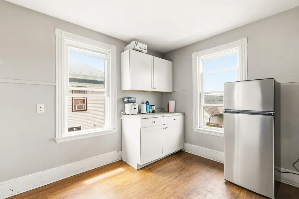 135 Ocean Street South Portland ME 04106