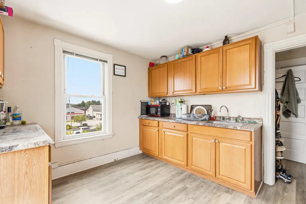 135 Ocean Street South Portland ME 04106