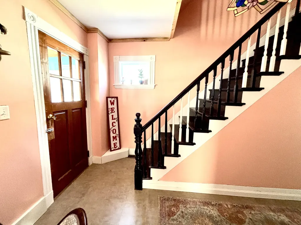 29 Katahdin Avenue Millinocket ME 04462