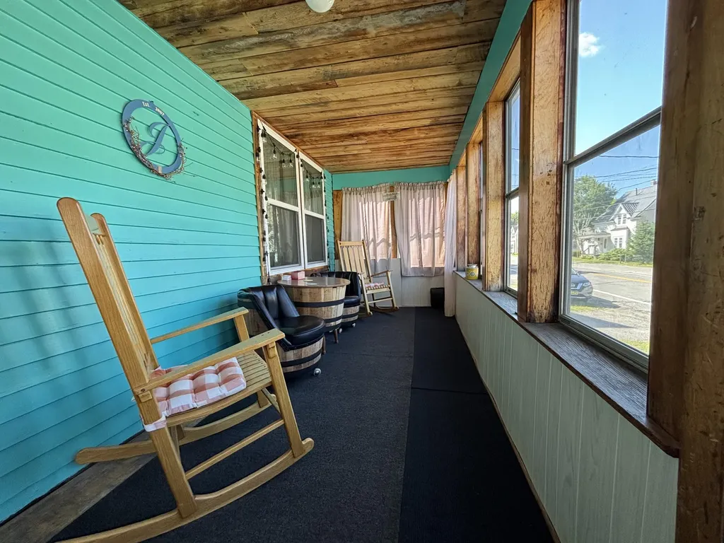 29 Katahdin Avenue Millinocket ME 04462