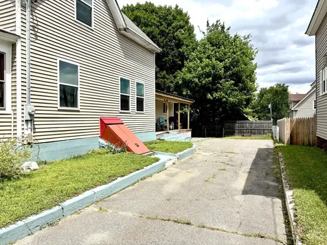 29 Katahdin Avenue Millinocket ME 04462