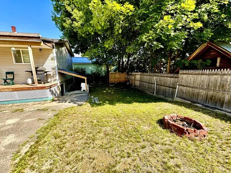 29 Katahdin Avenue Millinocket ME 04462