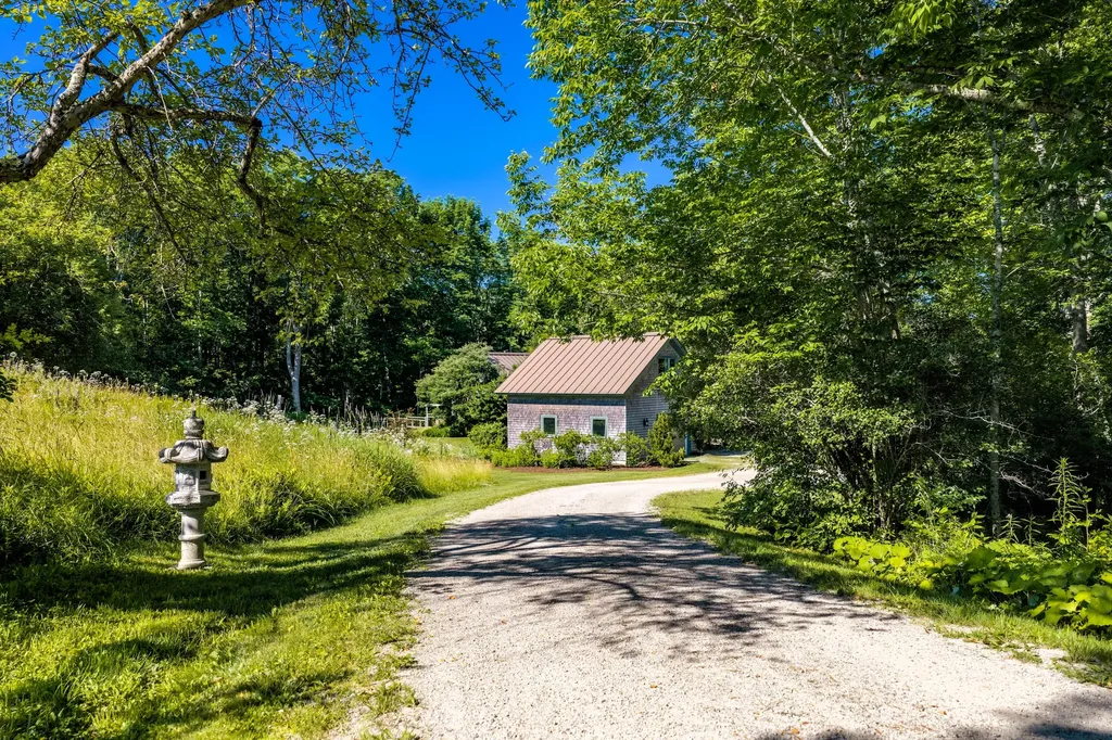 715 St George Road South Thomaston ME 04858