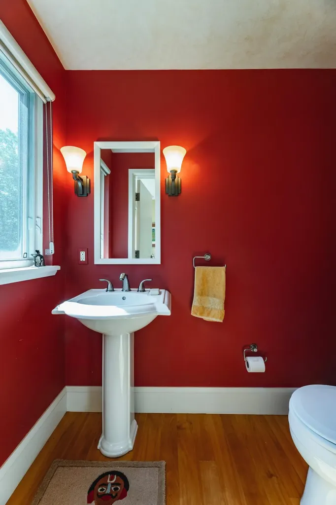 715 St George Road South Thomaston ME 04858