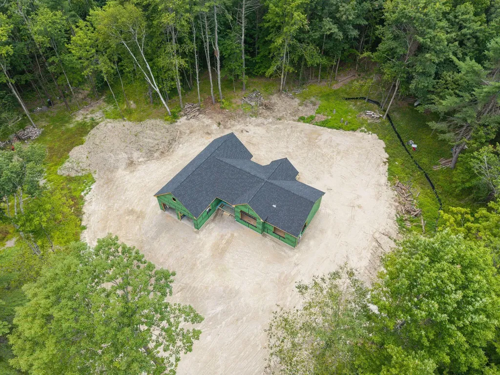 12 Middle Jam Road Gorham ME 04038