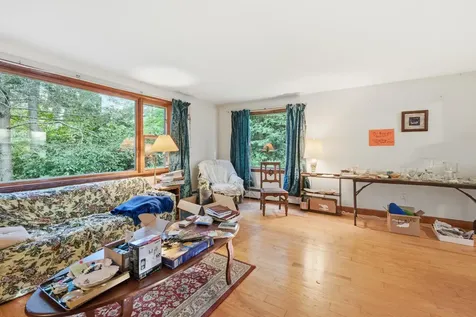 11 Parsons Lane Sanford ME 04083