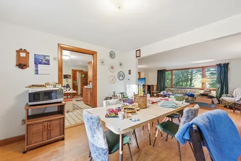 11 Parsons Lane Sanford ME 04083