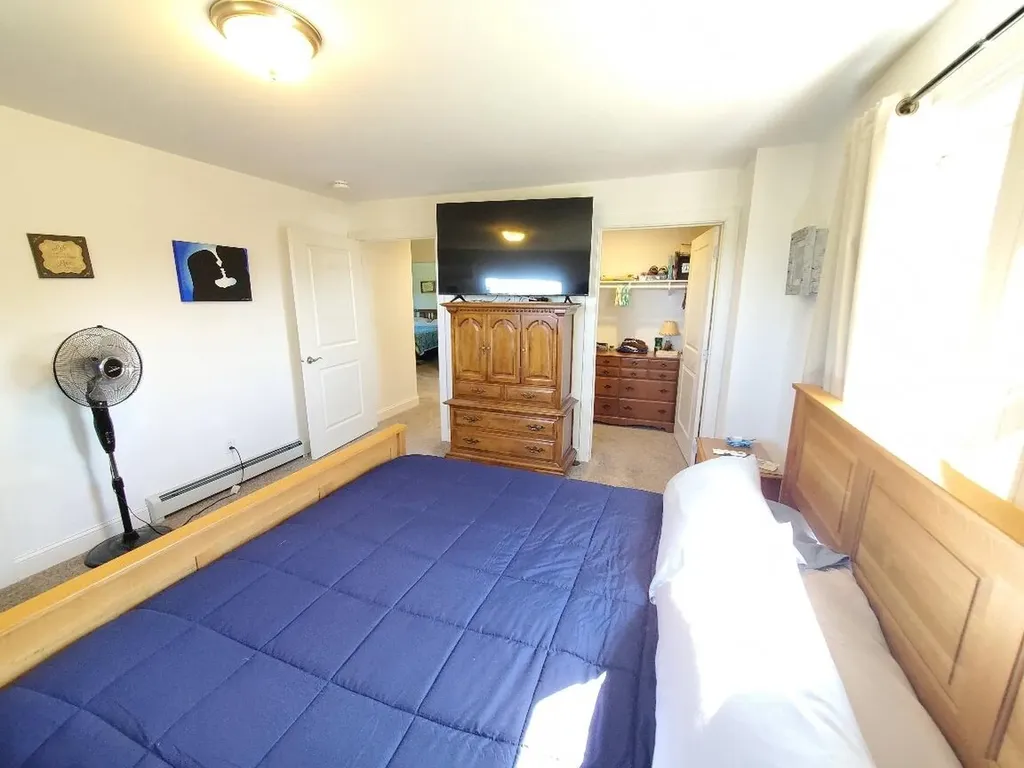 21 Pioneer Way Aurora ME 04408