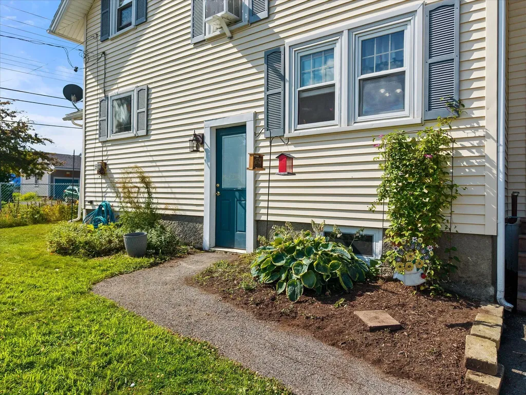 361 14th Street Bangor ME 04401