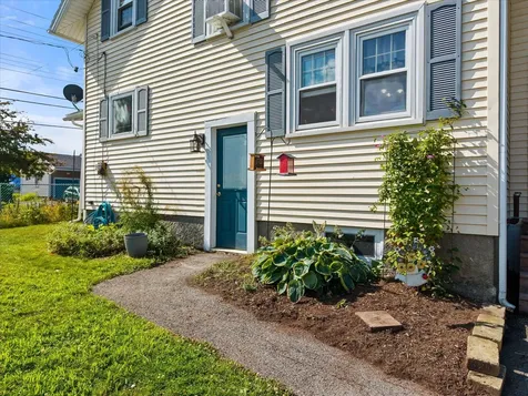 361 14th Street Bangor ME 04401