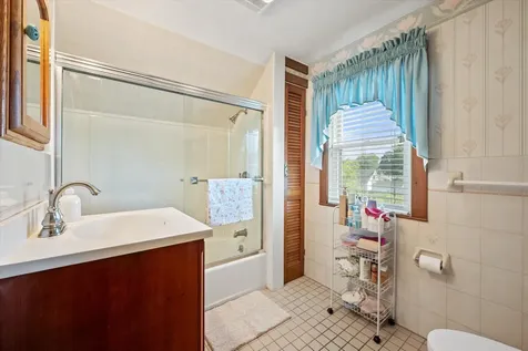 361 14th Street Bangor ME 04401