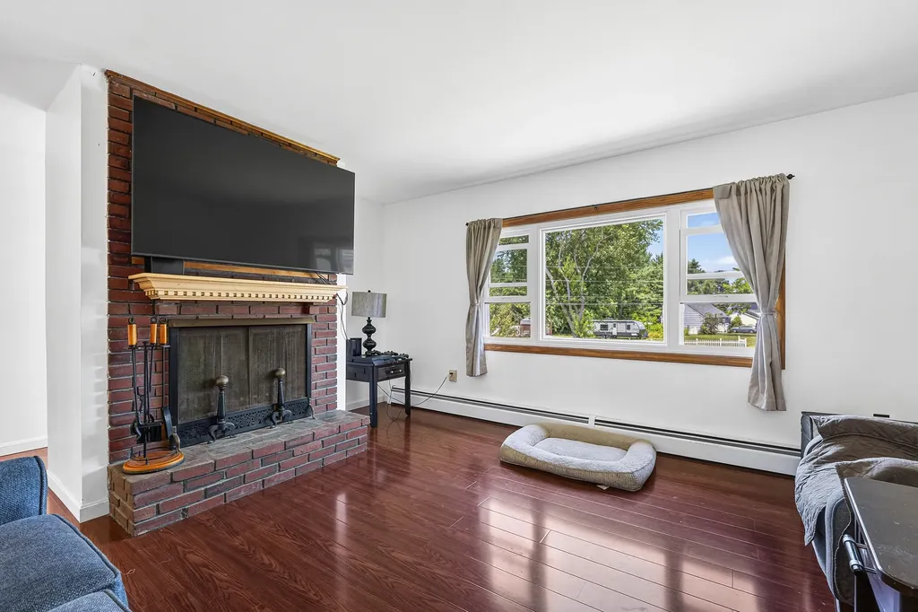 14 Douglas Avenue Saco ME 04072