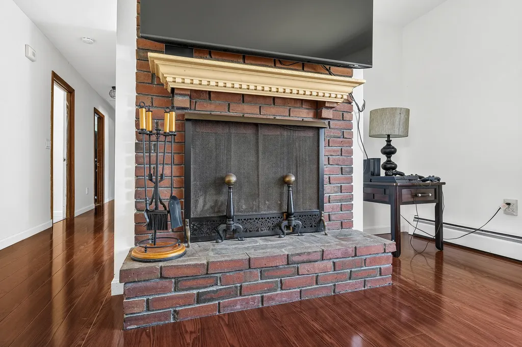 14 Douglas Avenue Saco ME 04072
