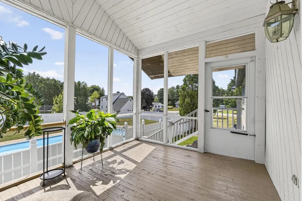 14 Douglas Avenue Saco ME 04072