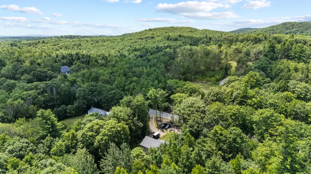 1039 Cape Road Limington ME 04049
