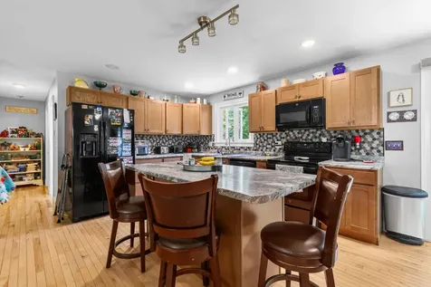 1039 Cape Road Limington ME 04049