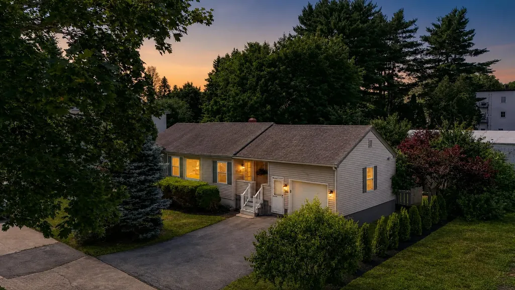 26 Miller Avenue Biddeford ME 04005