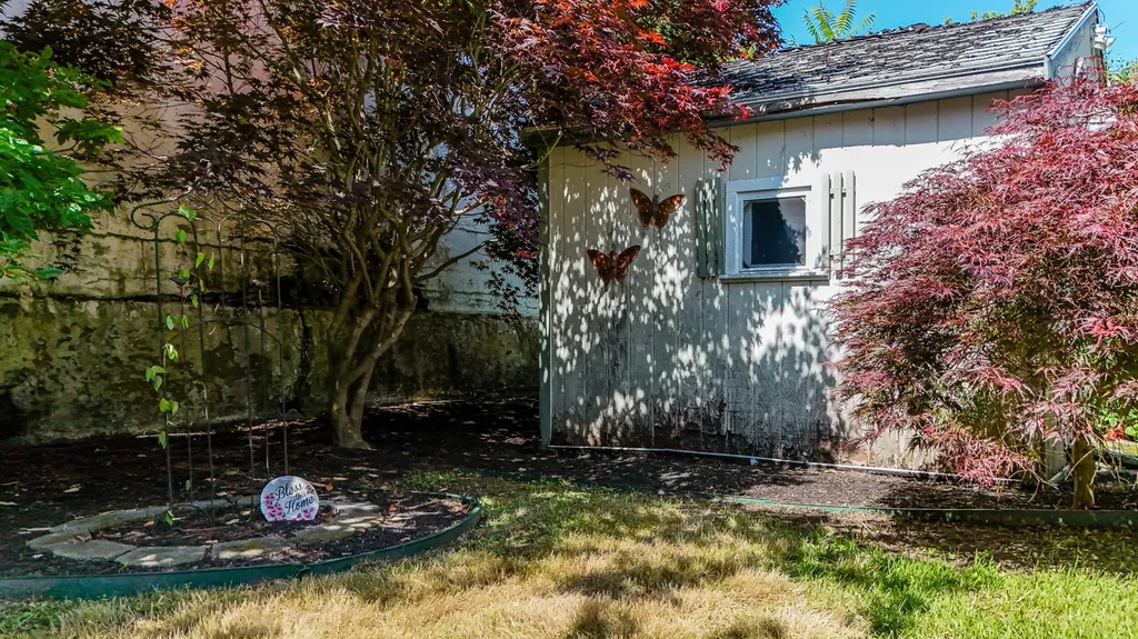 26 Miller Avenue Biddeford ME 04005