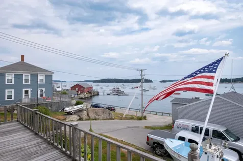 19 Granite Street Stonington ME 04681