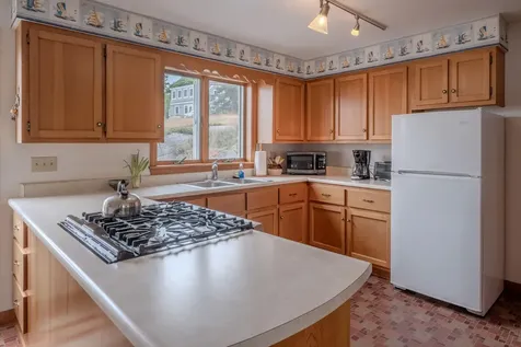 19 Granite Street Stonington ME 04681