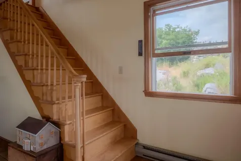 19 Granite Street Stonington ME 04681