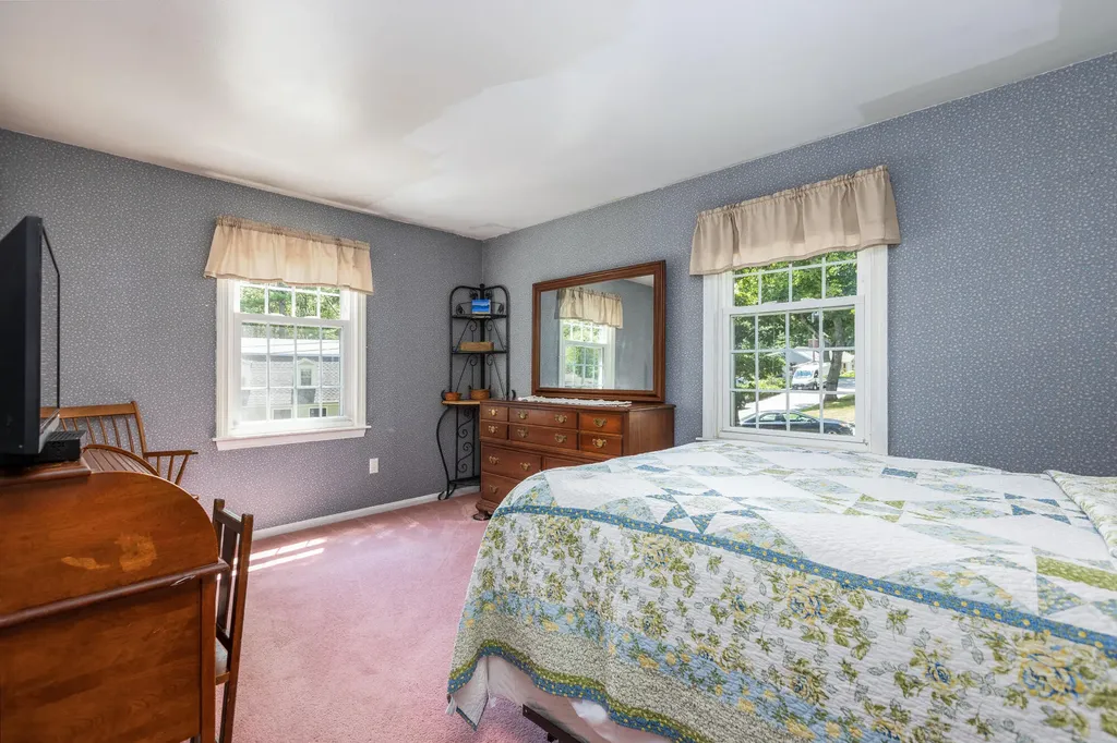 23 Olde Fort Road Cape Elizabeth ME 04107