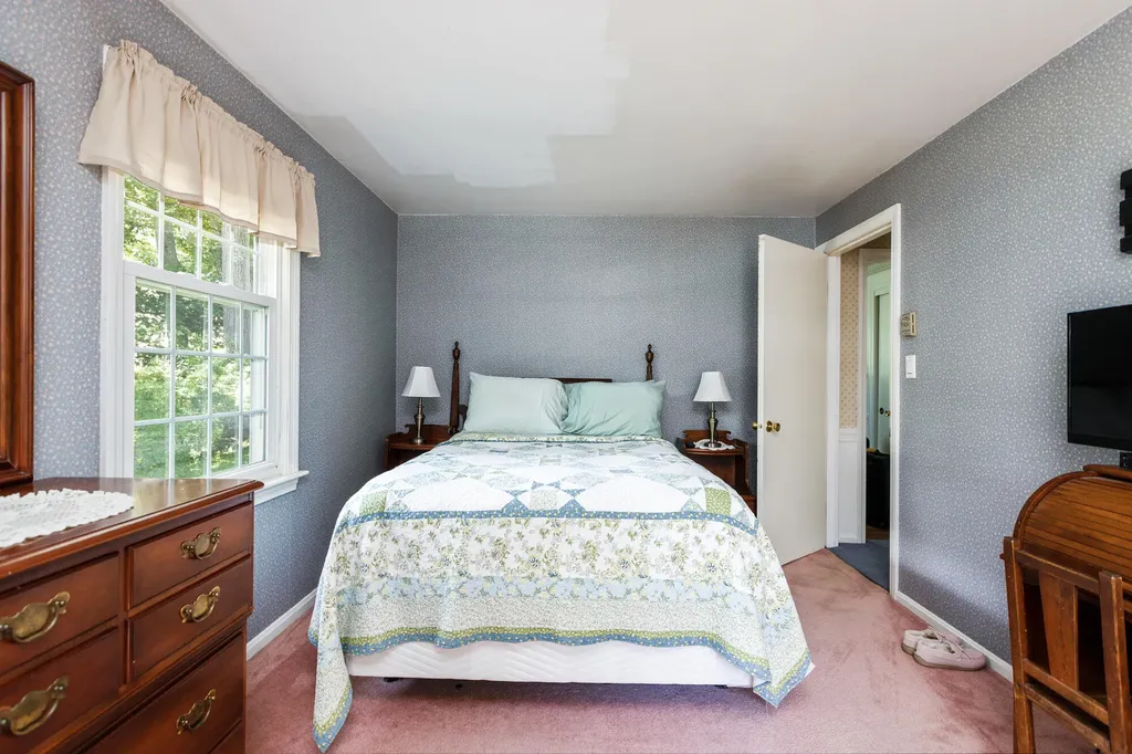 23 Olde Fort Road Cape Elizabeth ME 04107