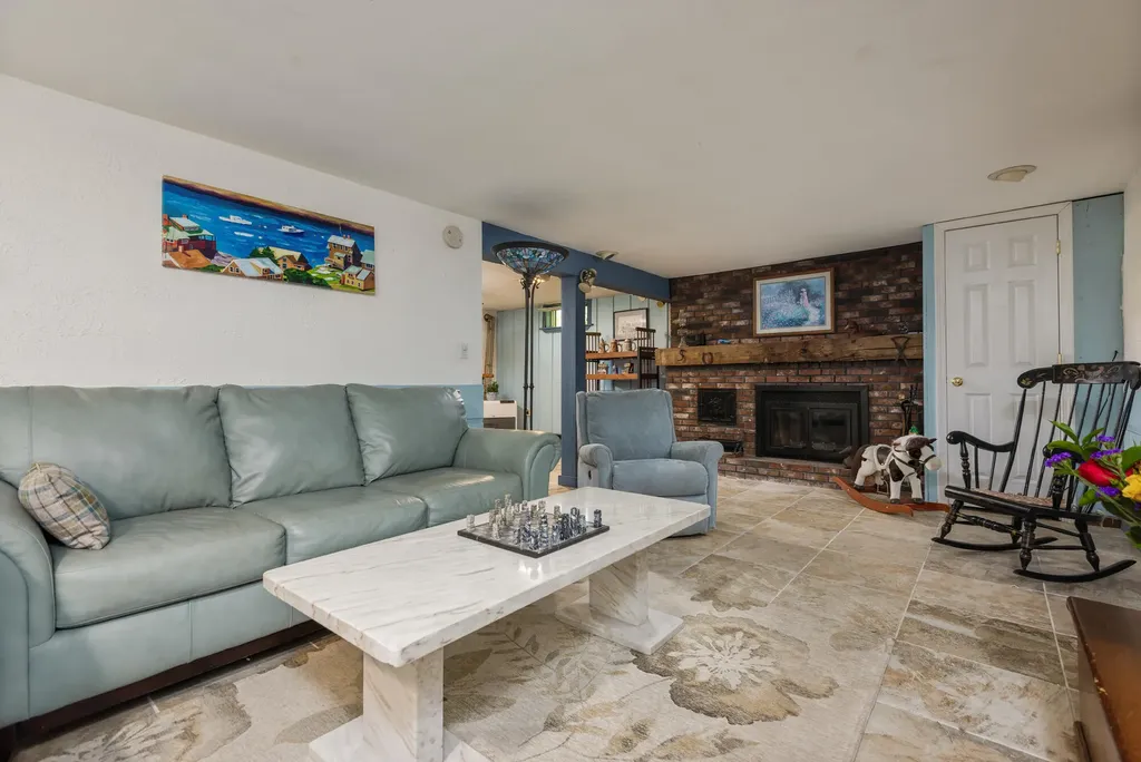23 Olde Fort Road Cape Elizabeth ME 04107