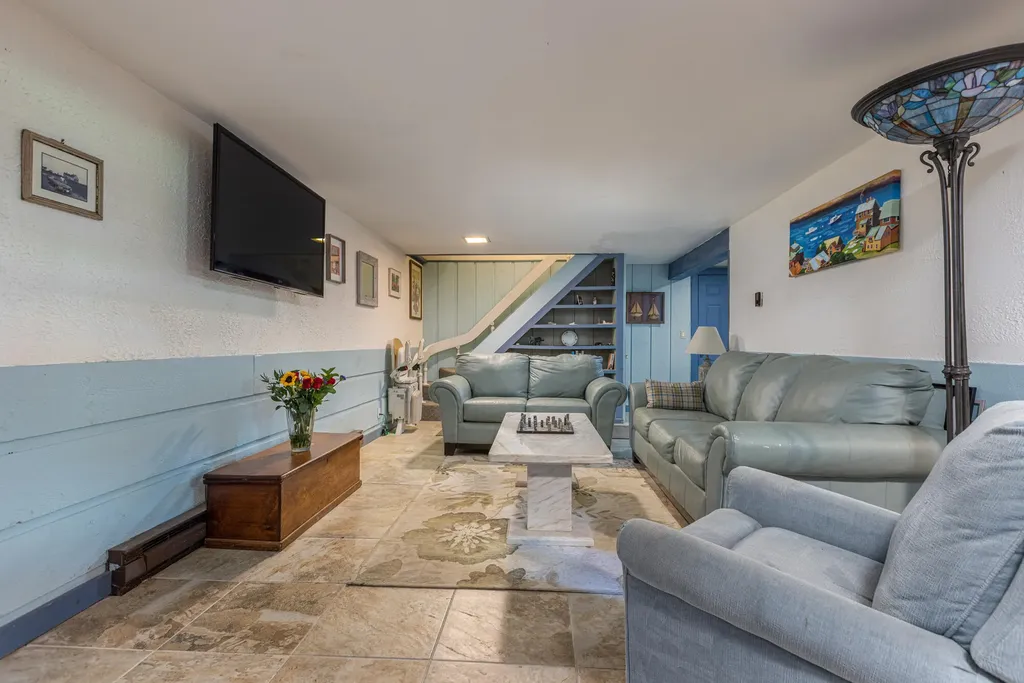 23 Olde Fort Road Cape Elizabeth ME 04107