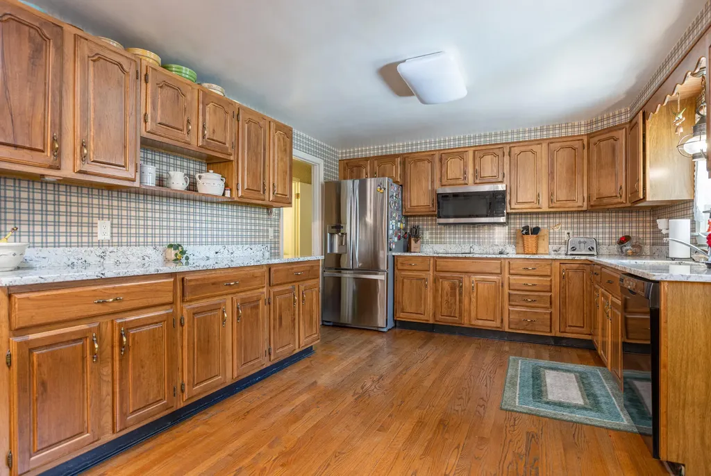 23 Olde Fort Road Cape Elizabeth ME 04107