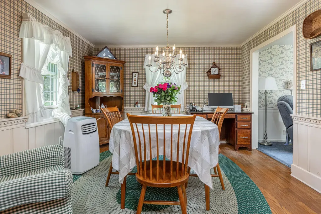 23 Olde Fort Road Cape Elizabeth ME 04107