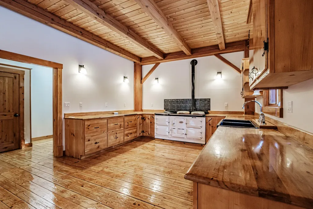 577 E Andover Road Andover ME 04226