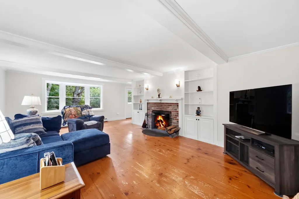 122 Main Street Rockport ME 04856
