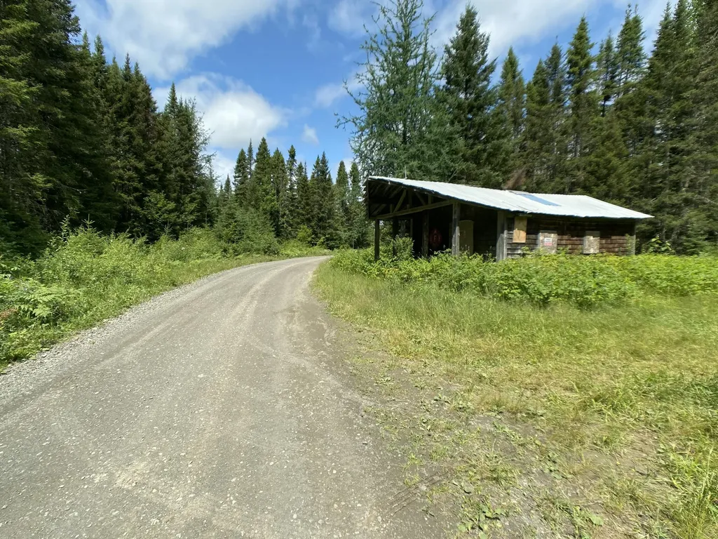 M7L4 Pleine Road Saint Agatha ME 04772