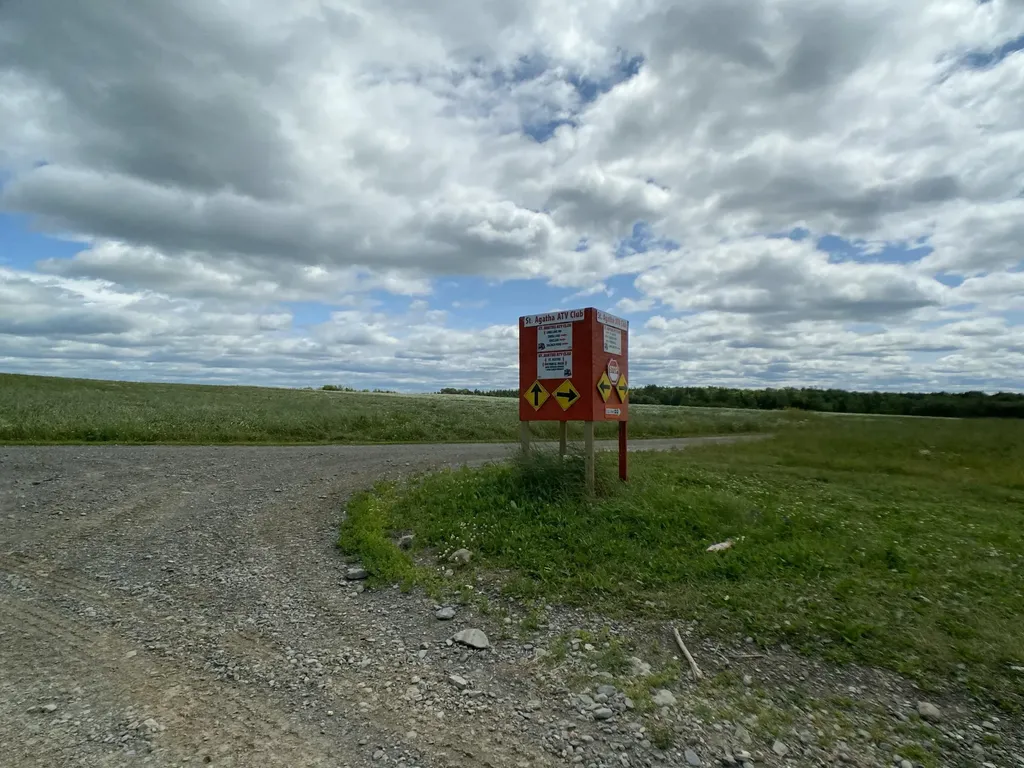 M7L4 Pleine Road Saint Agatha ME 04772