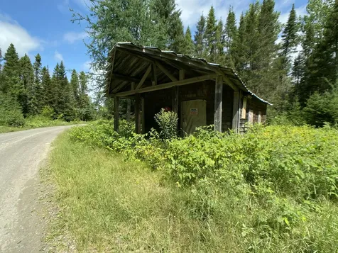M7L4 Pleine Road Saint Agatha ME 04772