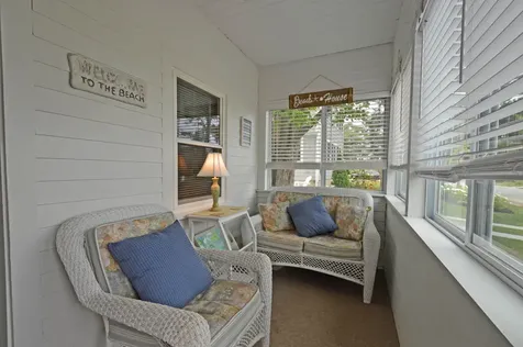 586 Kings Highway Kennebunkport ME 04046