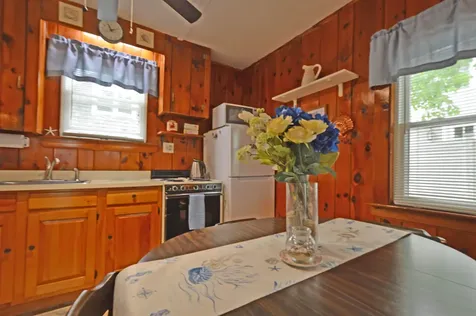 586 Kings Highway Kennebunkport ME 04046