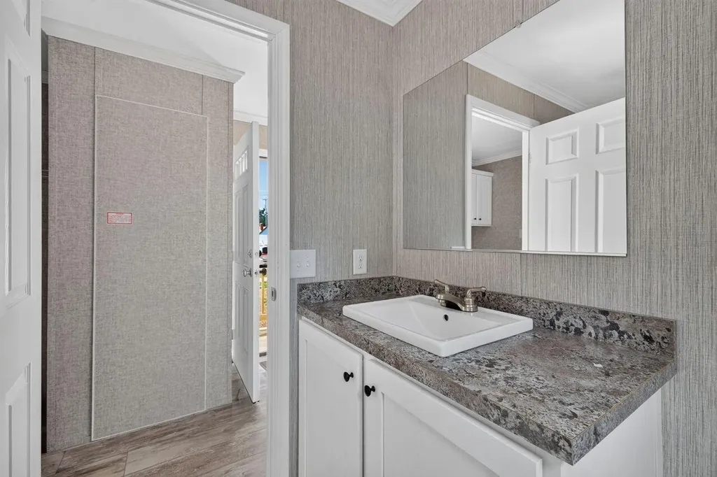 7 Gendreau Lane Sanford ME 04073